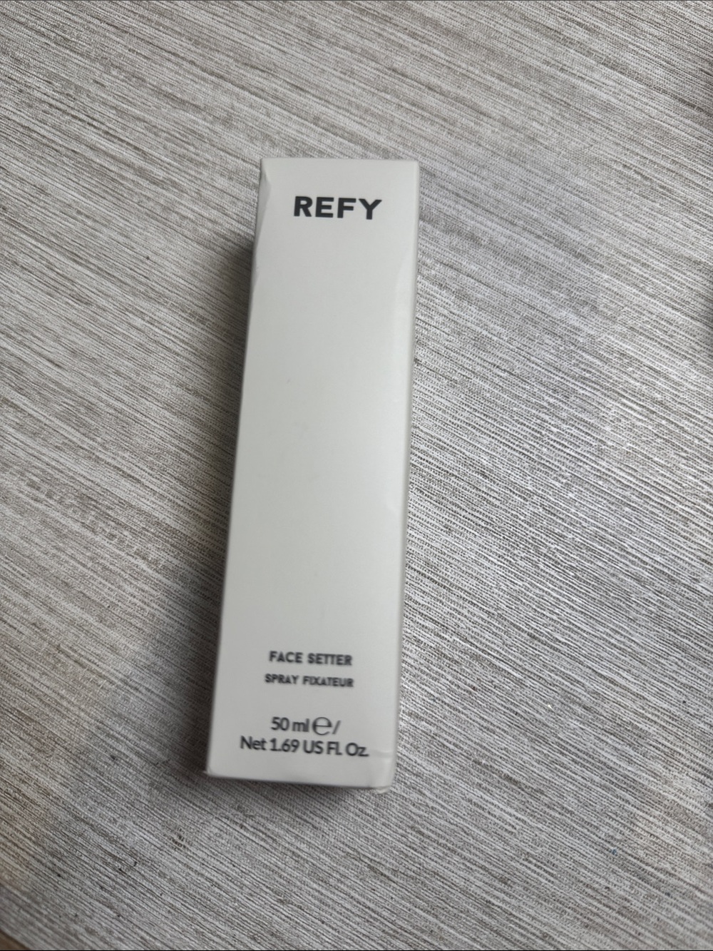 REFY Face Setter Setting Spray - White